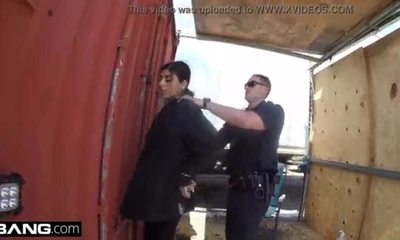 Screw the cops - latina bad girl caught sucking a cops dick
